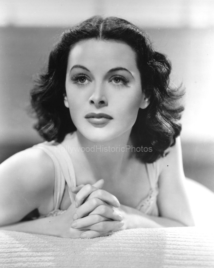 Hedy Lamarr 1942 4.jpg